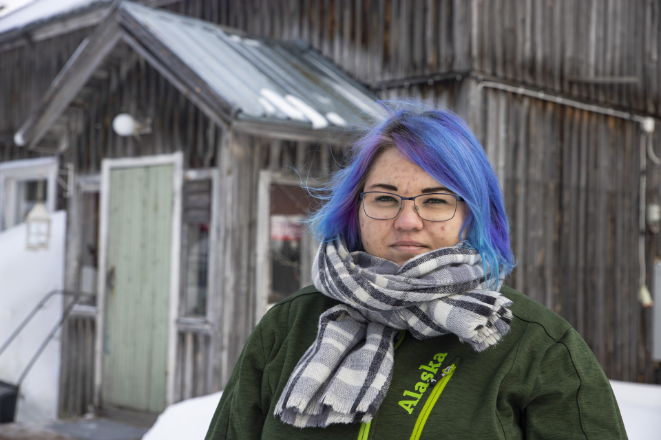 Saara Tolonen henkilökuvassa.