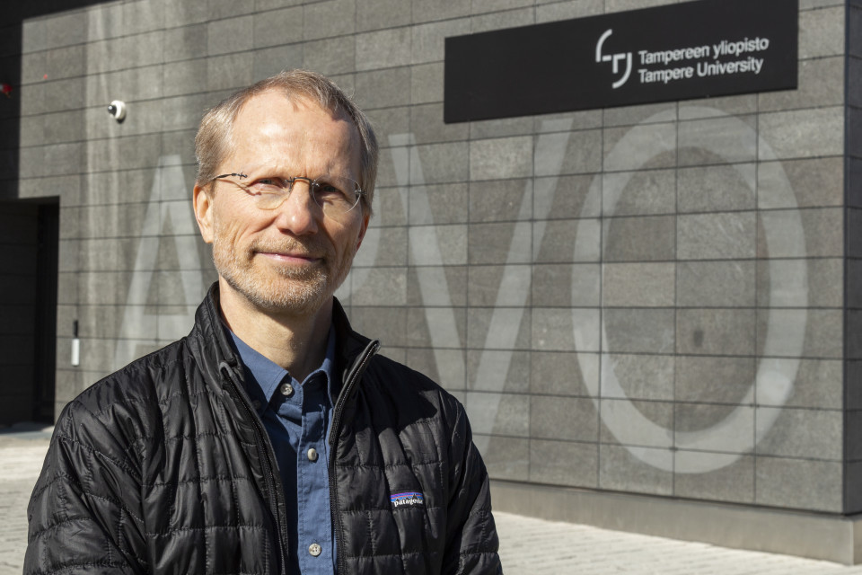 Tampereen yliopiston epidemiologian professori Pekka Nuorti