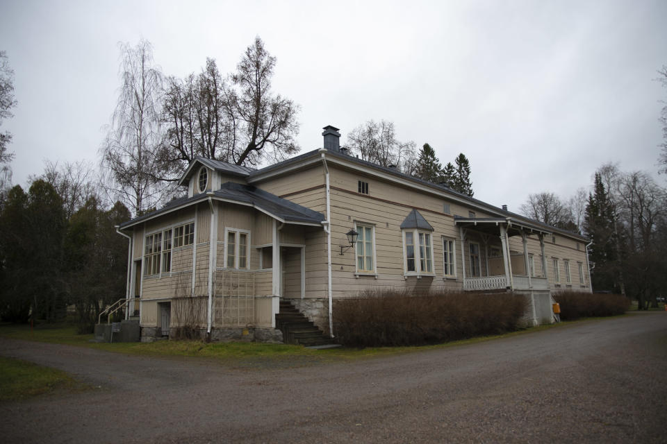Mustialan maatalousoppilaitoksen vanha puurakennus