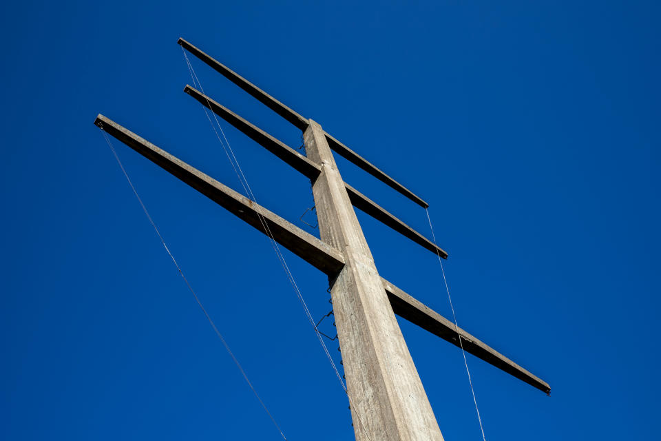 Kuusankosken betonipylväs läheltä