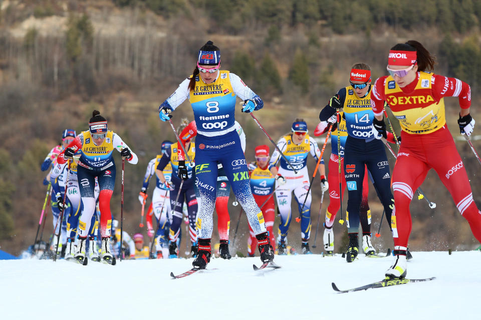 Krista Pärmäkoski Val di Fiemmen 10 kilometrin perinteisen hiihtotavan yhteislähtökisassa.