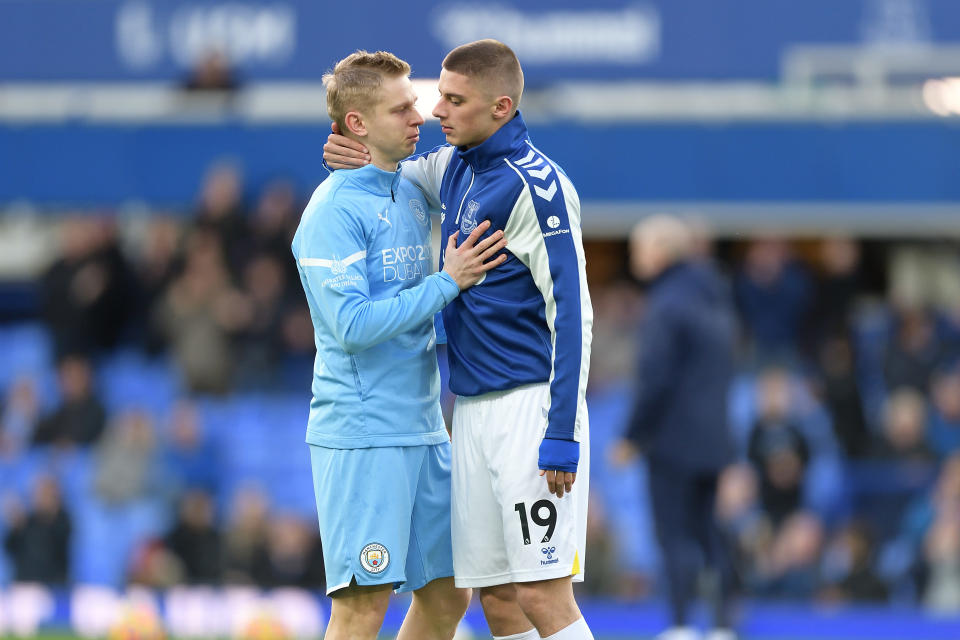 Ukrainalaispelaajat Oleksandr Zinchenko ja Vitali Mykolenko.