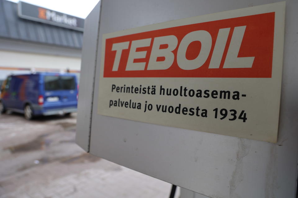 Teboil-palvelua vuodesta 1934-kyltti.