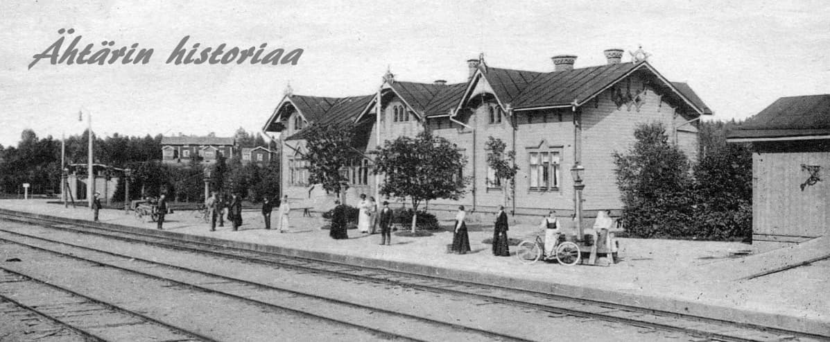Ähtärin rautatieasema 1900-luvun alussa.