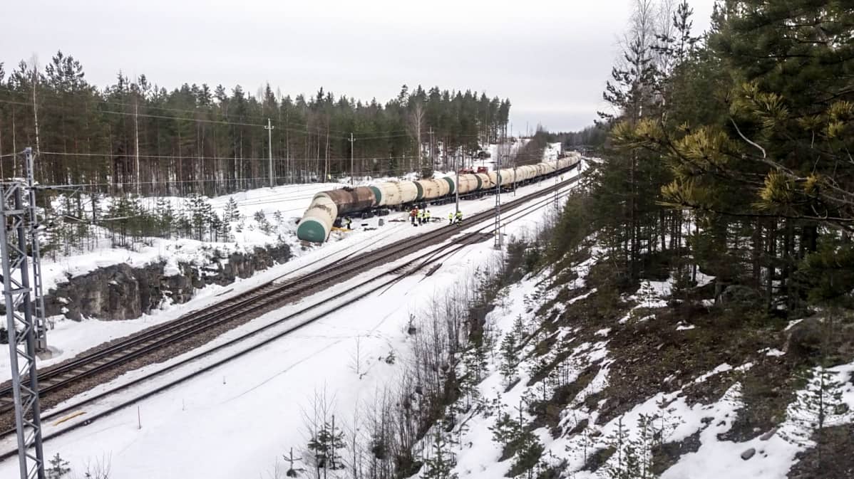 suistunut säiliöjuna