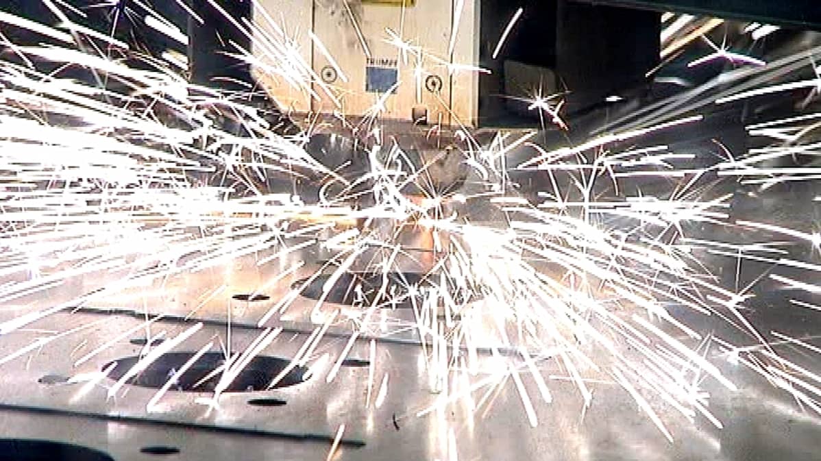 Laserleikkausta Aimo Virtanen Oy:ssä