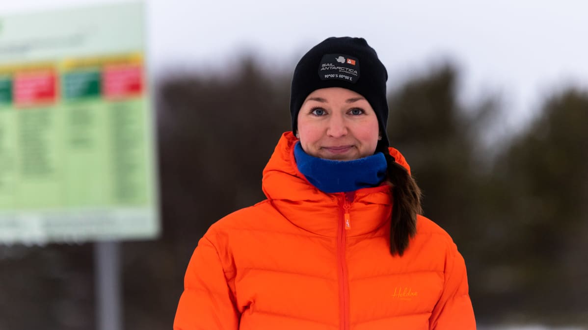 Sara Sirkeinen toi roskia molokkiin Näätämössä