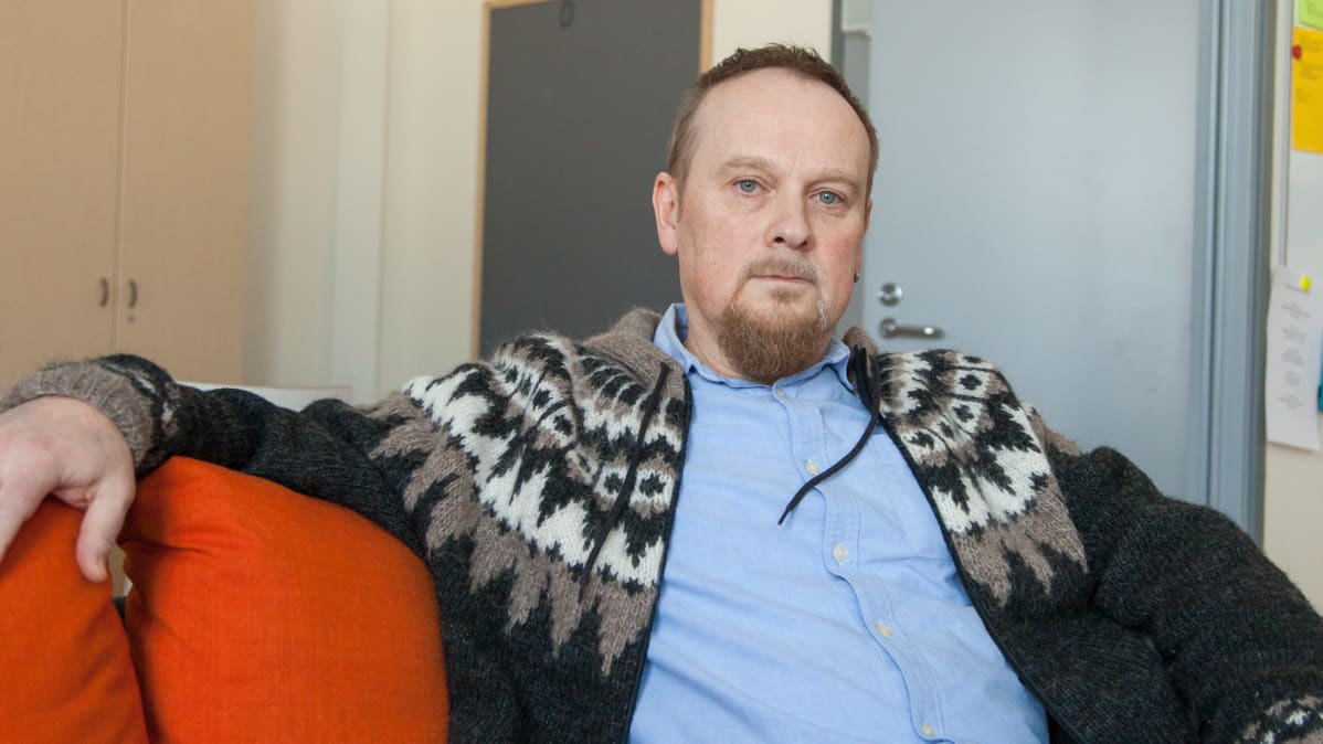 Rautjärven lukion rehtori Janne Hirvonen