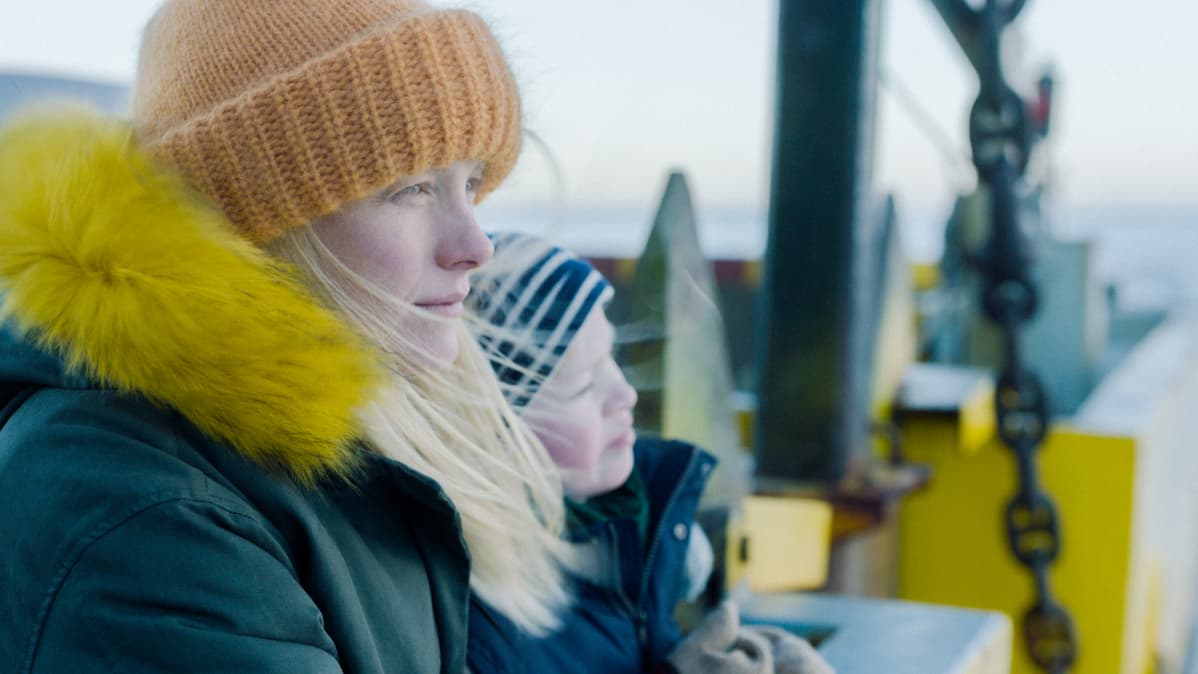 Laura Birn esittää elokuvassa Oulun kaupunginteatterin näyttelijää Veraa.