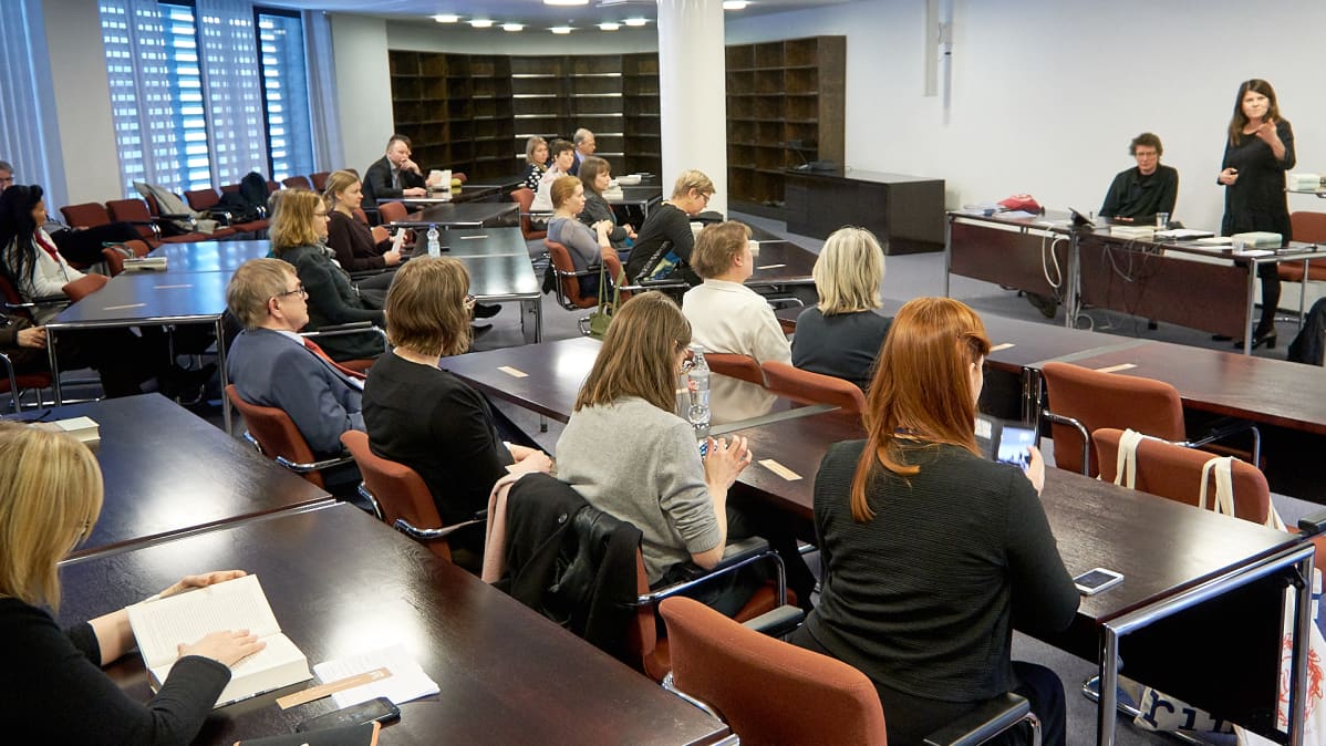 eduskunta lukupiiri Juha Hurme