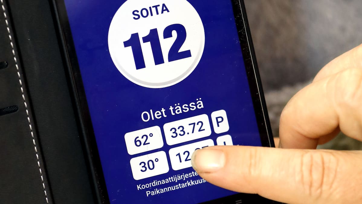 112 Suomi -sovellus puhelimessa.