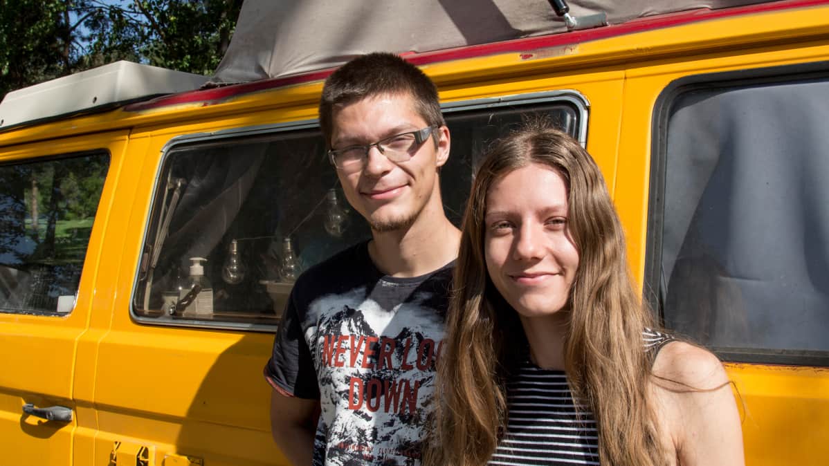 Puolasta Suomeen tulleet matkailijat