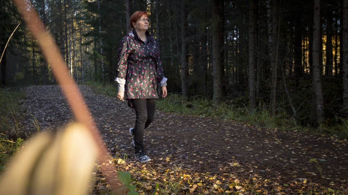 Leena Koponen lenkkeilee Vuorelassa