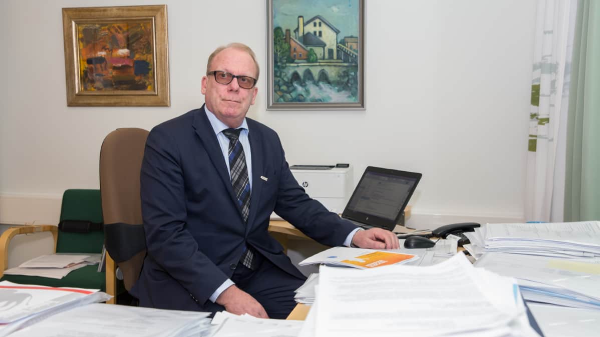 Kuopion yliopistollisen sairaalan Mielenterveys ja hyvinvointi -palvelukeskuksen johtaja & Itä-Suomen yliopiston psykiatrian professori Heimo Viinamäki