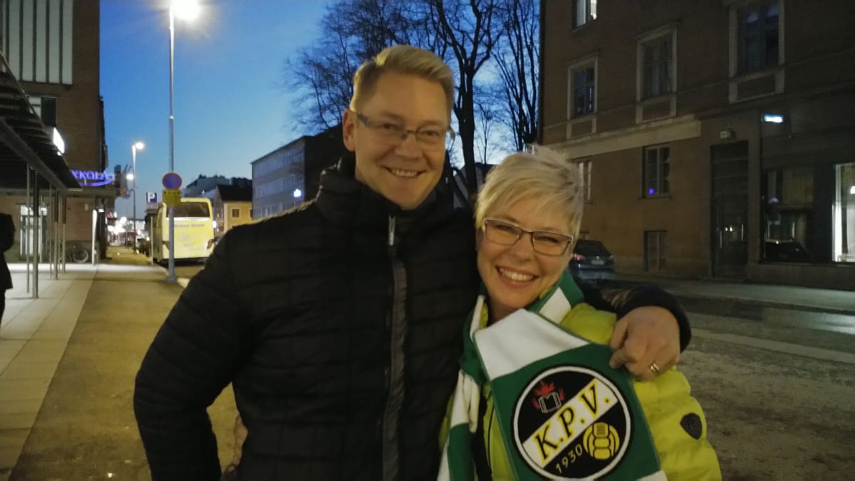 Marko Mäkinen ja Susanna Sinivirta-Mäkinen.