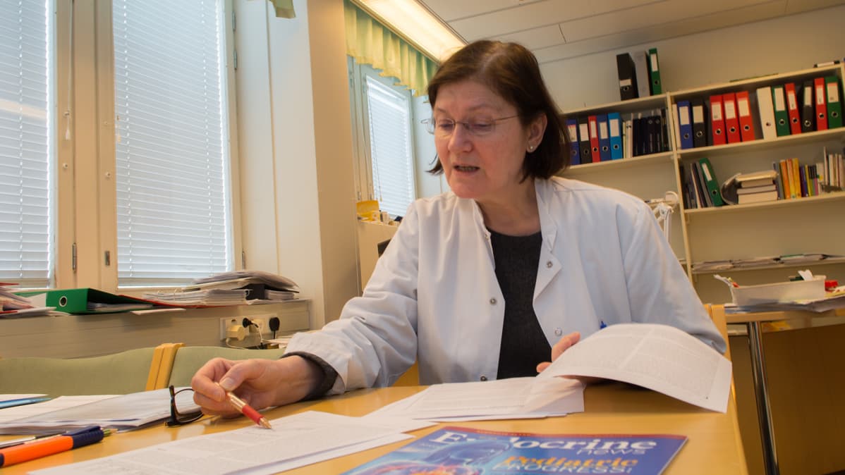 Oulun yliopistollisen sairaalan endokrinologi, lastenlääkäri ja lastentautiopin professori Riitta Veijola 2019.