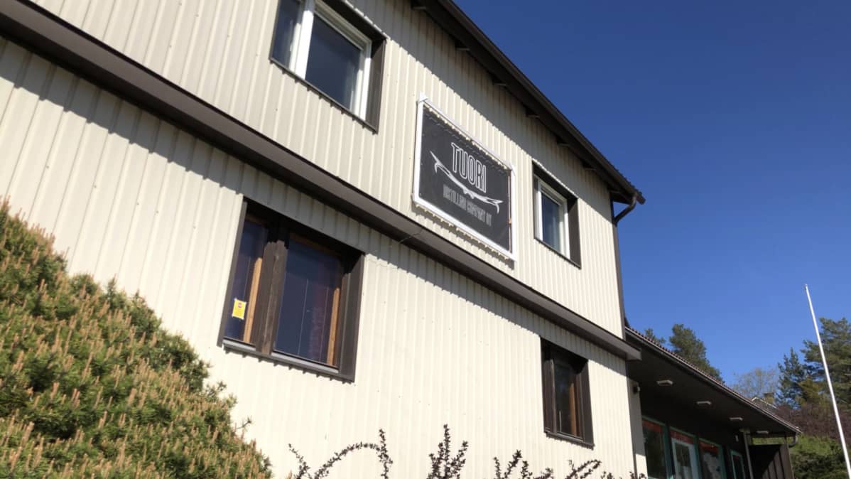 Tuori Distilling Companyn toimitila ulokoa