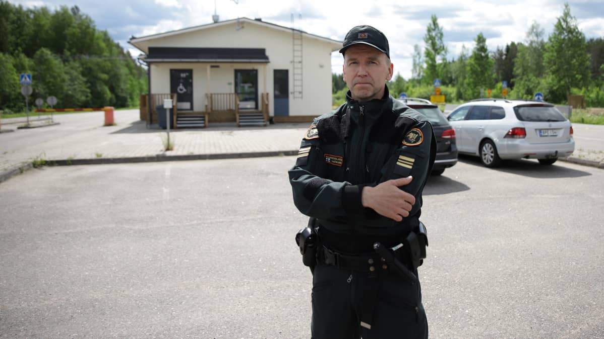 Kolmikannan rajavartioaseman päällikkö Olli Laatikainen