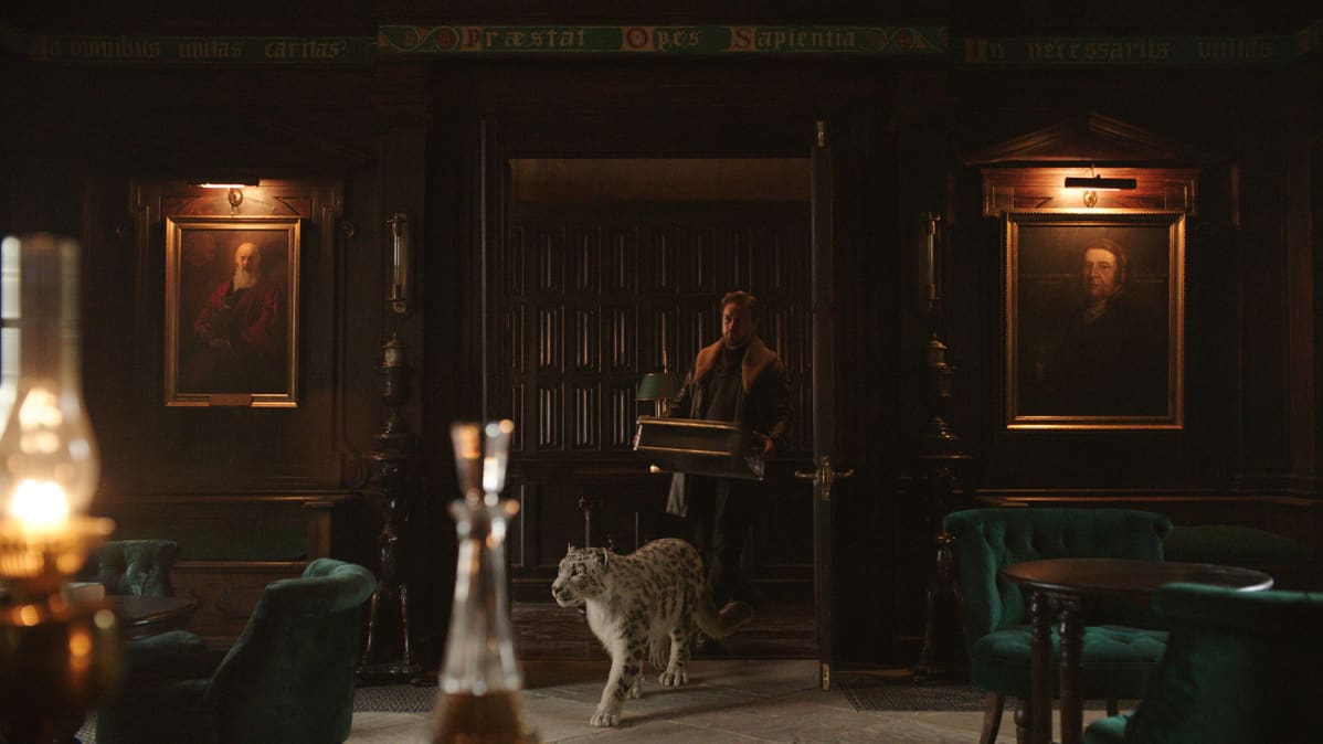 James McAvoy esittää His Dark Materials -sarjassa Lordi Asrielia, Lyran isää.