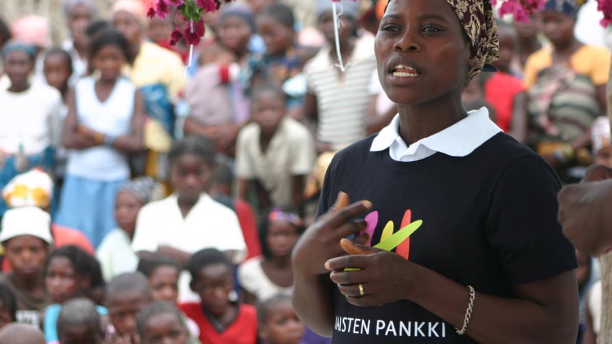 Naisten Pankin tilaisuus Ugandassa.