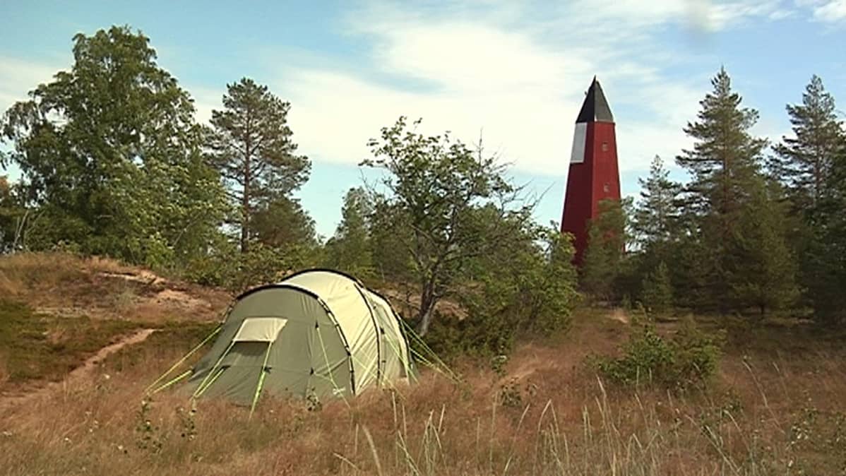 Ulkokrunnin pooki on 30 metriä korkea.