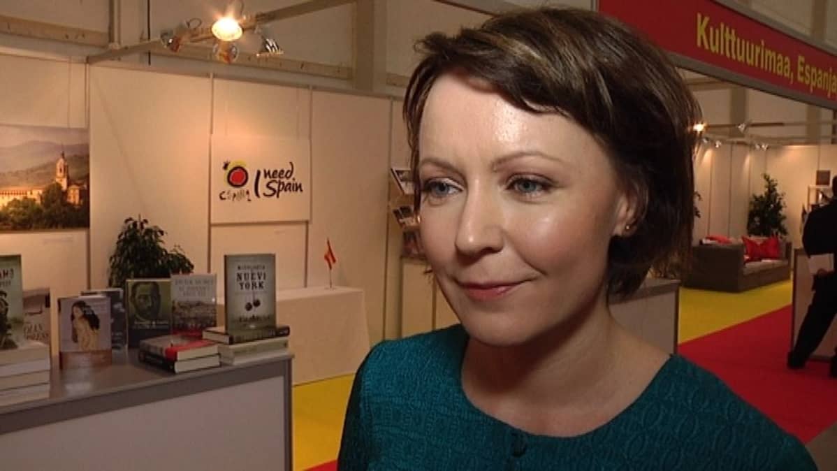 Turun kirjamessujen ohjelmapäällikkö Jenni Haukio.
