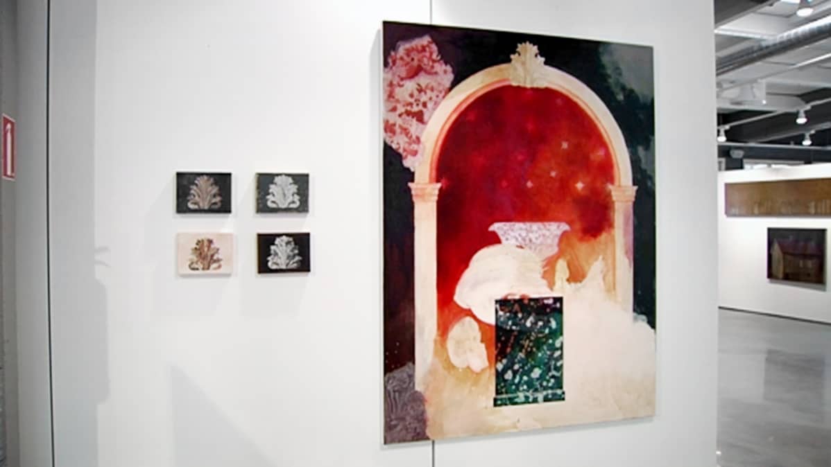 Vuoden Nuoria Taiteilijoita 1985–2012 -näyttely Gumbostrand Konst & Form -galleriassa Sipoossa.