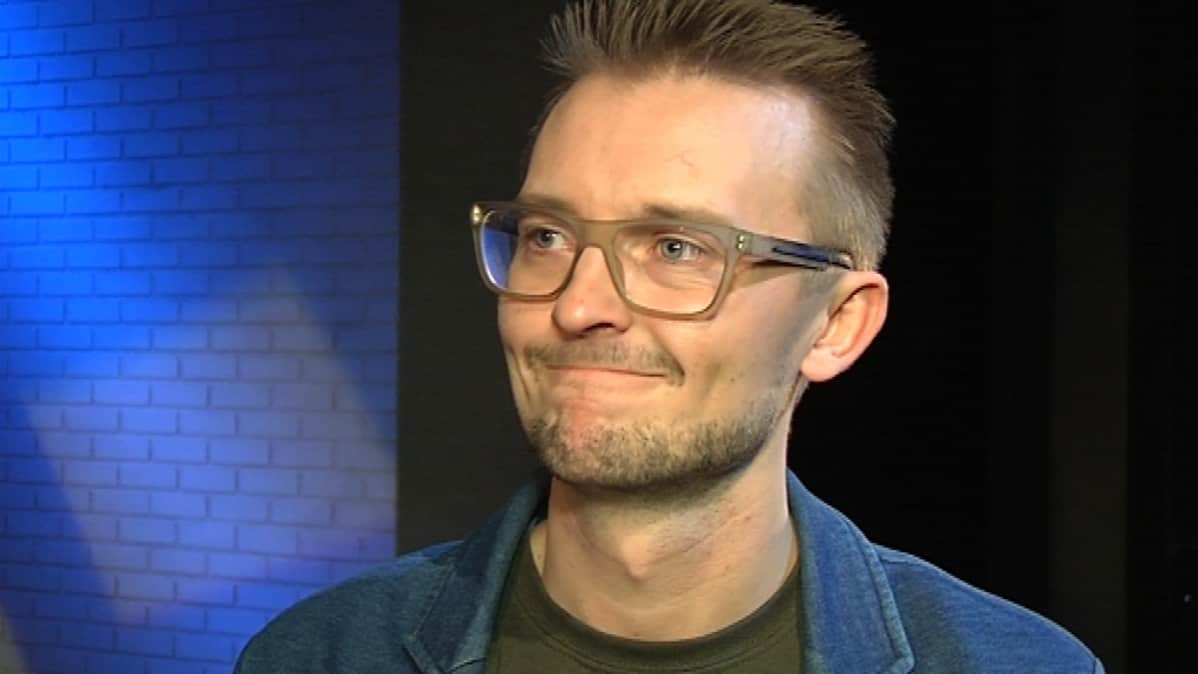Antti Mikkola on ohjannut Seinäjoen Kaupunginteatterin Romeon ja Julian.