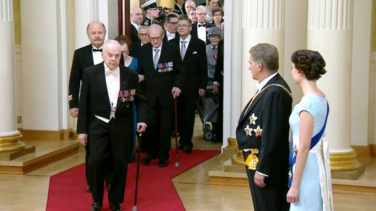 Kättely alkaa