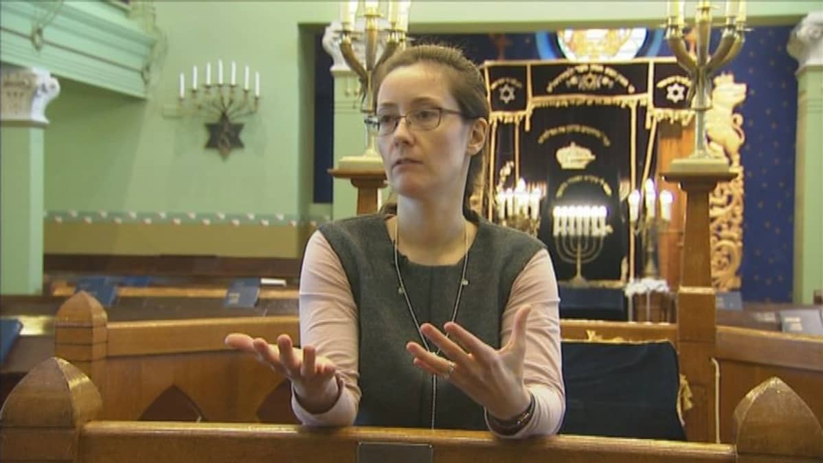 Harriet Haras-Refael on Helsingin juutalaisen seurakunnan jäsen kuudennessa polvessa.