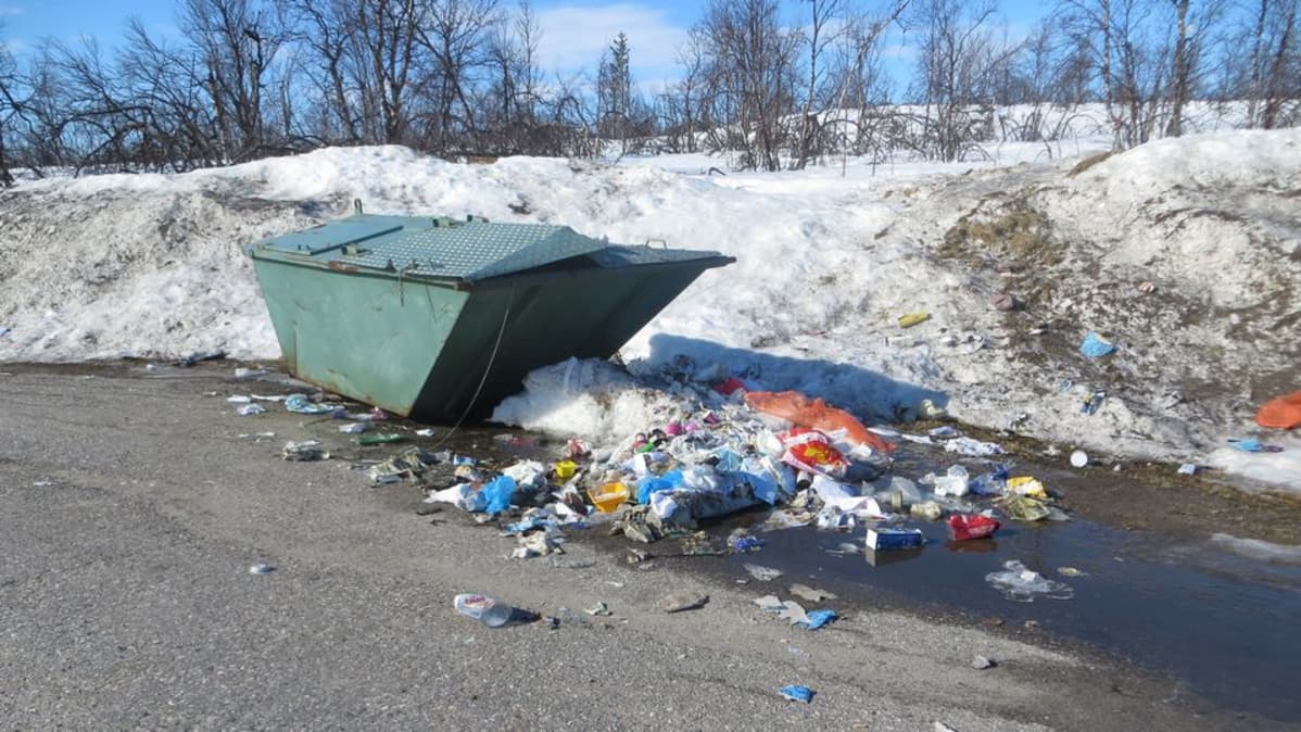 Palojärven parkkipaikka