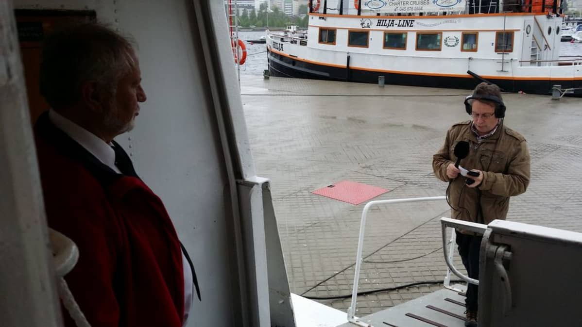 Toimittaja Tenho Tornberg teki suoraa Päijänne-risteilyltä.