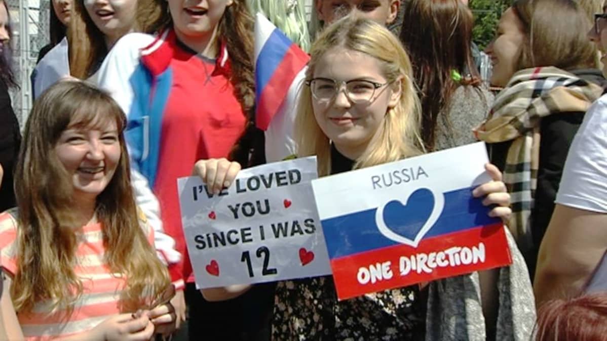 One Direction -faneja Venäjältä.