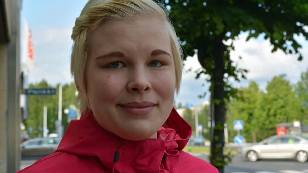 Kajaanin Korvenpoikien lippukunnanjohtaja Emmelina Tuppurainen.