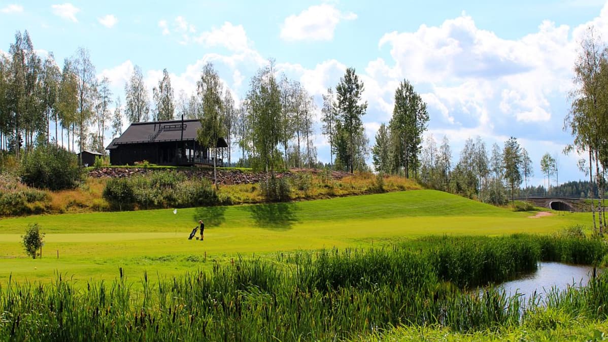 Golffareiden määrä Himoksen kentällä kasvoi 30 prosenttia viime kaudesta.