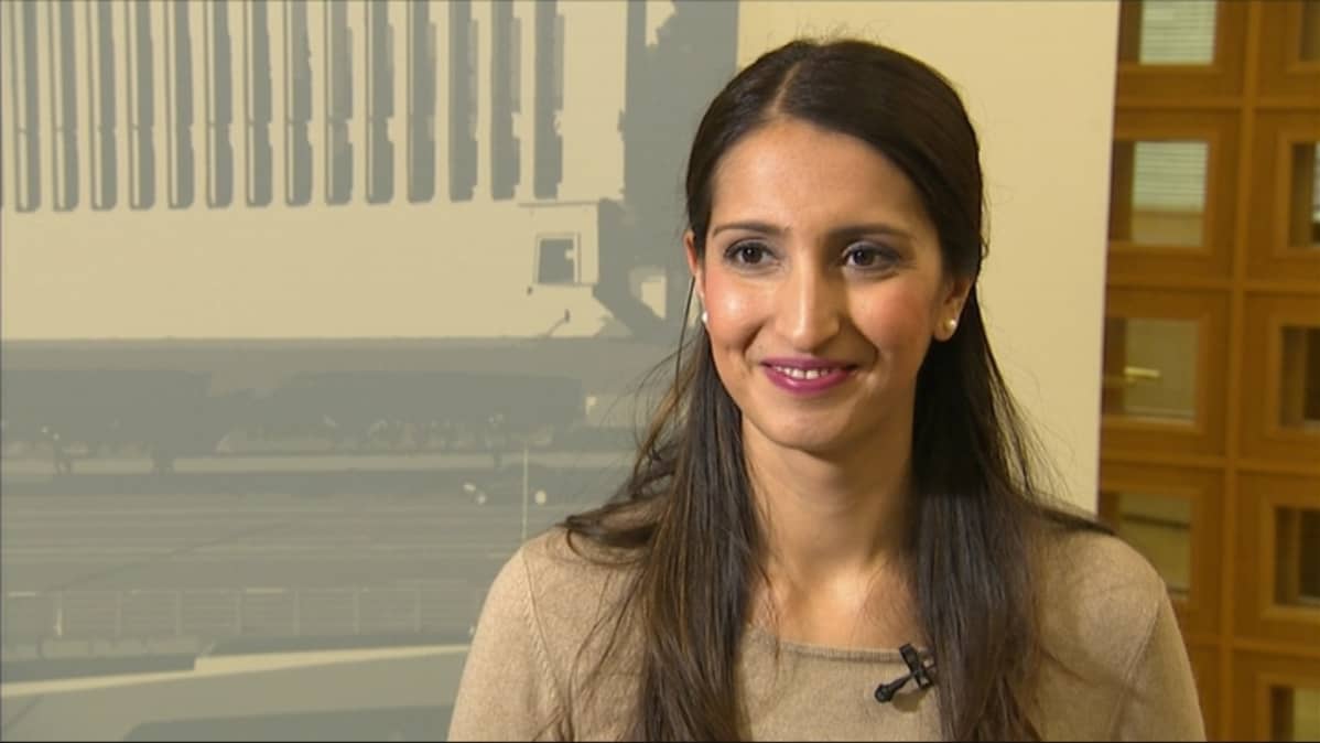 Nasima Razmyar