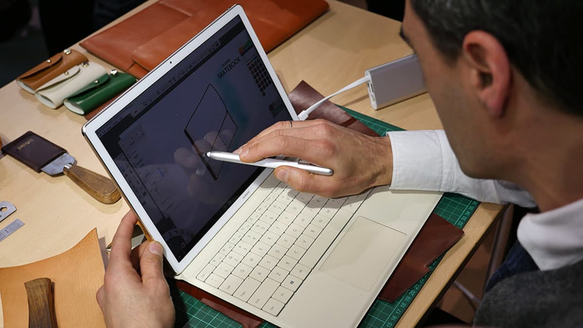 Huawei Matebook.