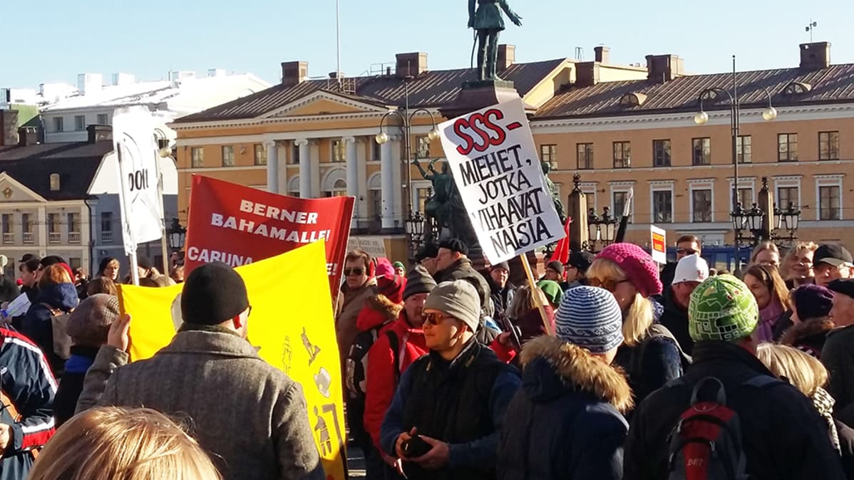 Joukkovoima mielenilmaus.