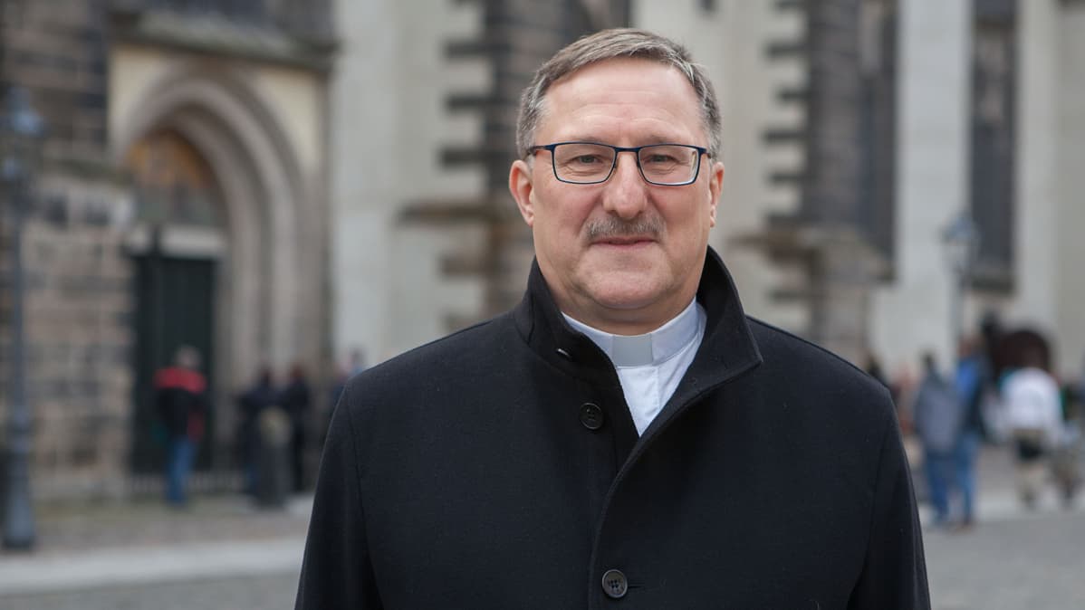 Wittenbergin tuomiorovastin Christian Beuchelin mielestä myös Lutherin pimeästä puolesta pitää puhua.