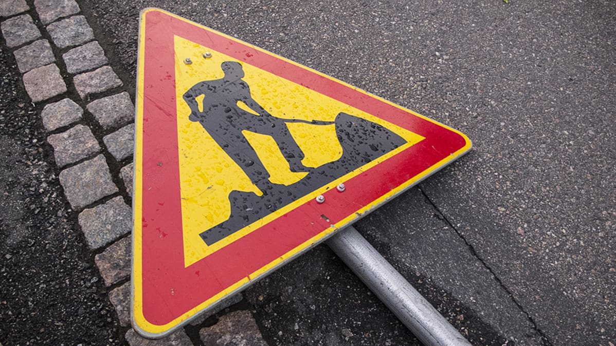 Tietyömaan liikennemerkki