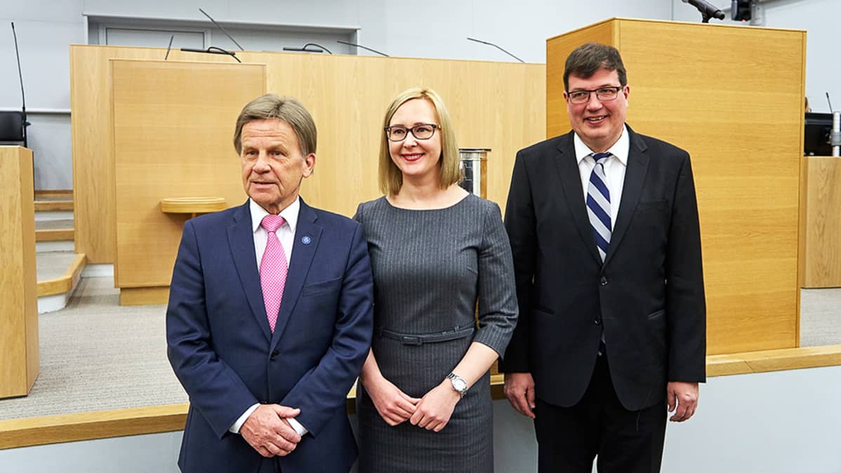 Eduskunnan puhemiehet odottavat ”hurjan kovaa kevättä Eduskunnan puhemiehet odottavat ”hurjan kovaa kevättä