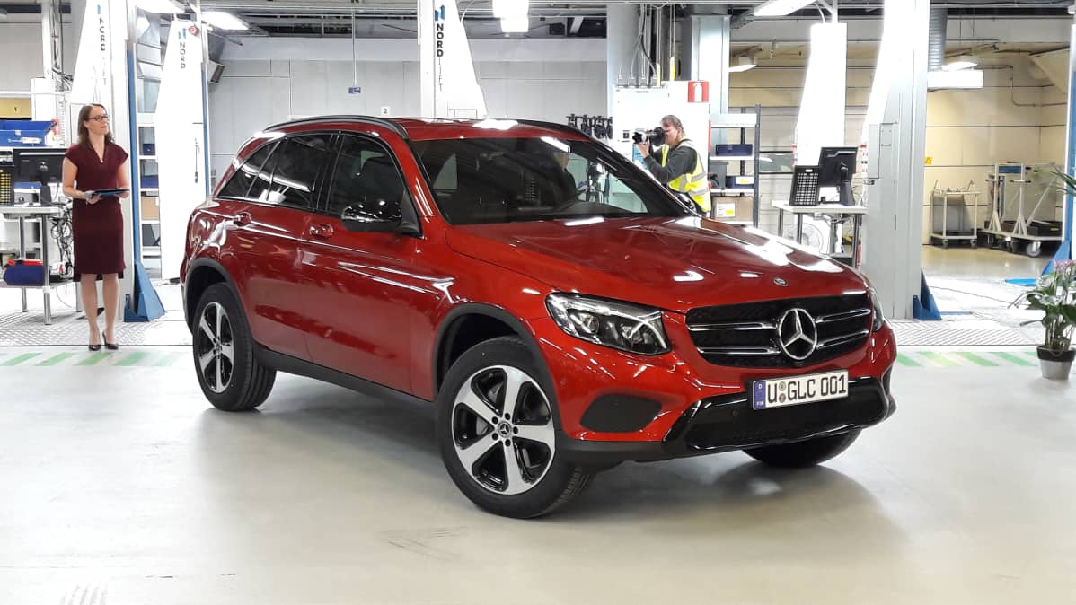 Ensimmäinen Uudenkaupungin autotehtaalla valmistunut GLC-katumaasturi UUSIKAUPUNKI