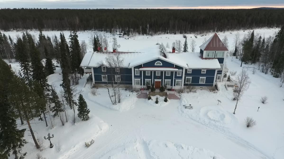Päivikki Palosaaren ja Mika Latvan koti Blueberry Villa muuntautuu tarvittaessa myös hotelliksi.