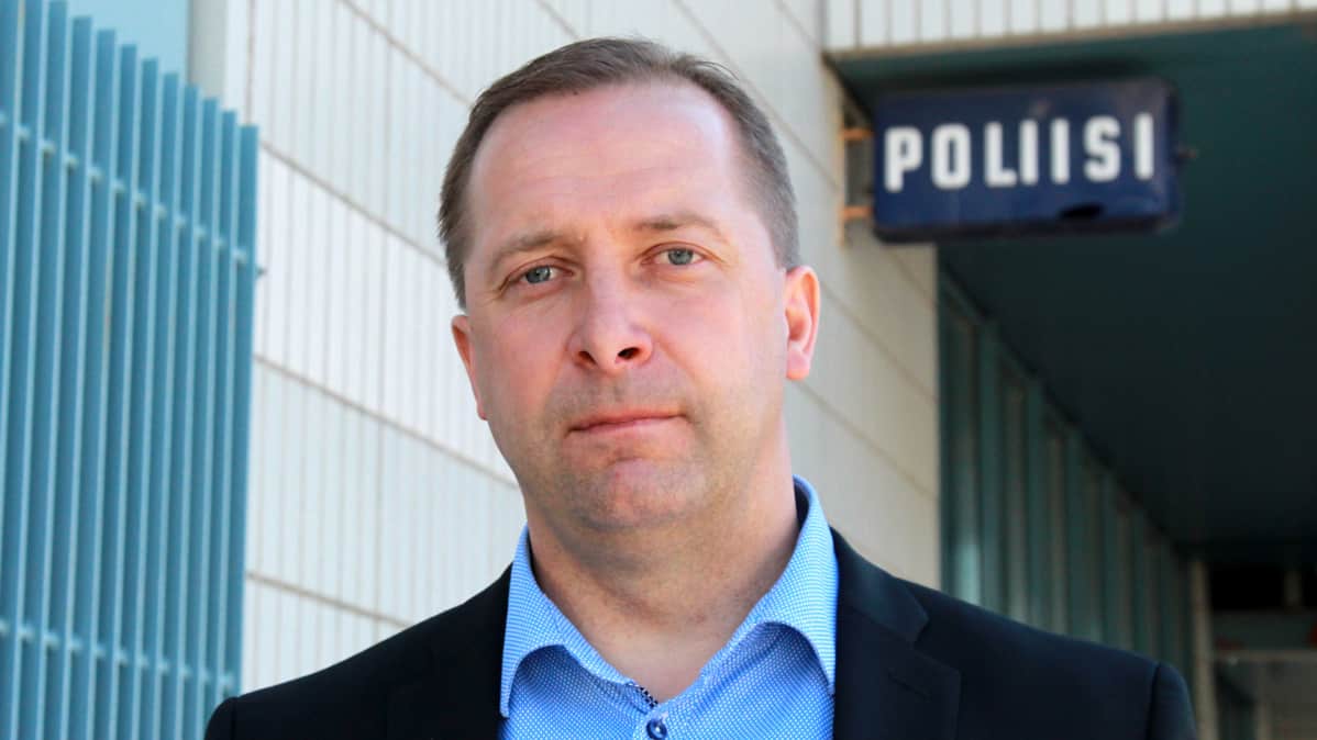 Kuvassa Sisä-Suomen poliisilaitoksen rikoskomisario Jari Luoto.