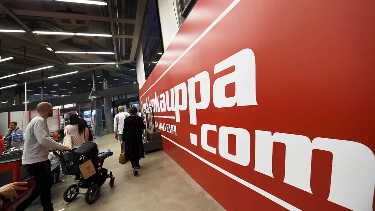 Verkkokauppa.comin myymälä Jätkäsaaressa Helsingissä.