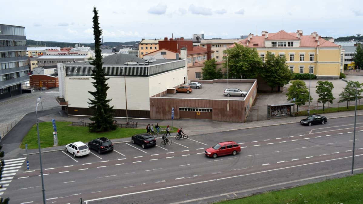 Helluntaseurakunta myy kiinteistönsä kaupungille. Sen ja Lyseon tontieille nousee tulevaisuudessa useita kerrostaloja.
