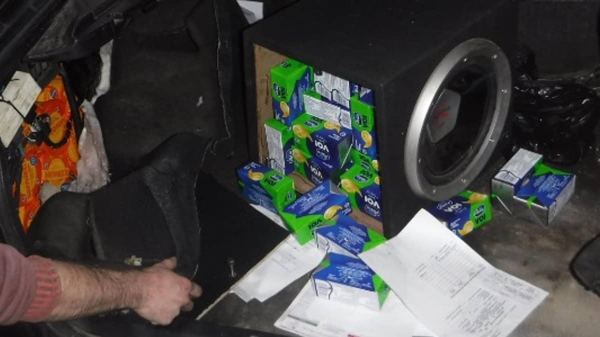 autosta löytynyttä voita