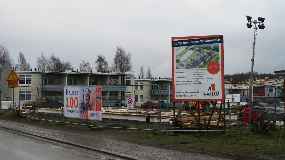 Rakennustyömaa Muotialantie 36