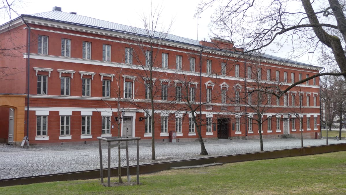 Katedralskolan i Åbo finns vid Gamla Stortorget.