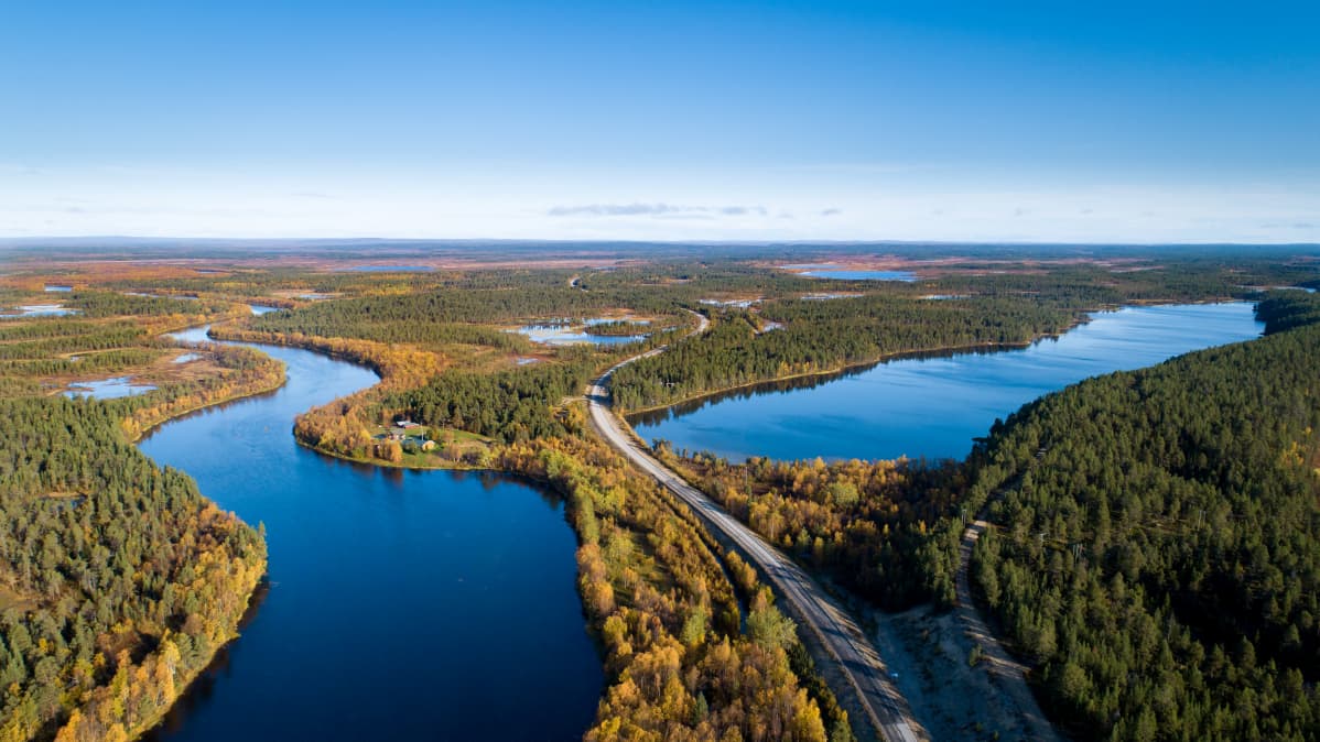 Ruska Inarin Tuurujärvellä